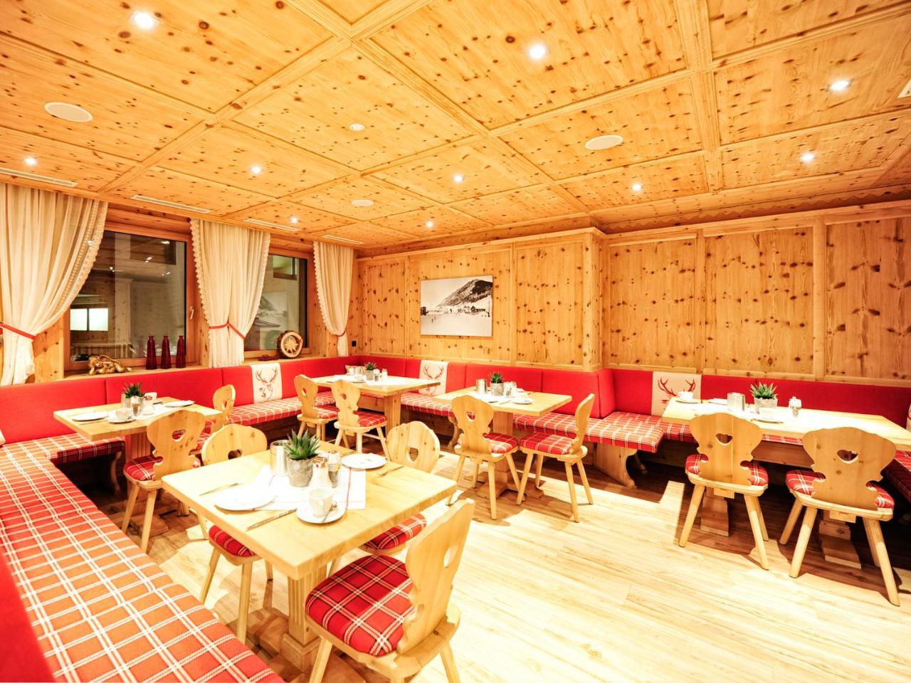 Hotel Ferienglueck Ischgl Exterior photo