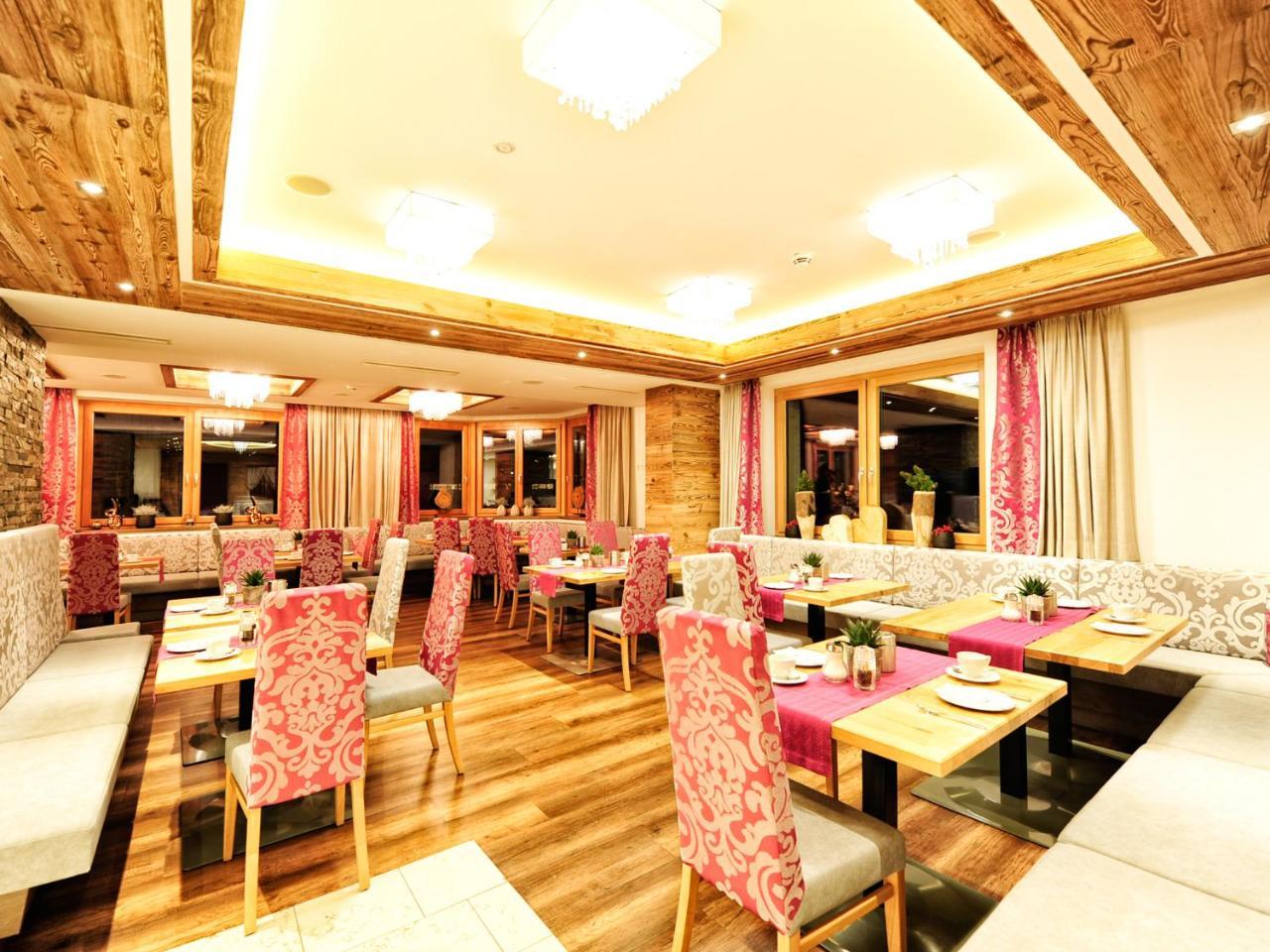 Hotel Ferienglueck Ischgl Exterior photo