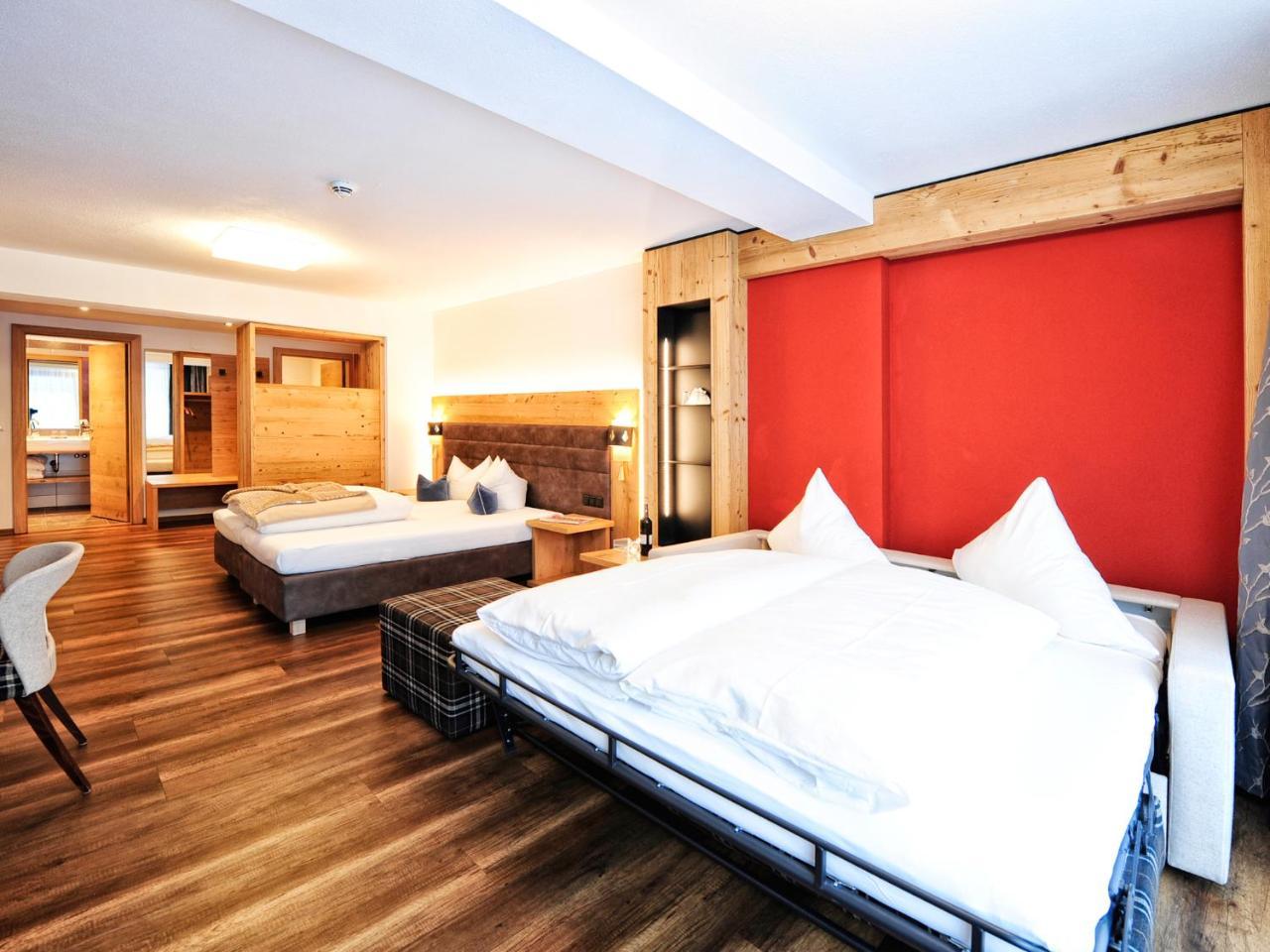 Hotel Ferienglueck Ischgl Exterior photo